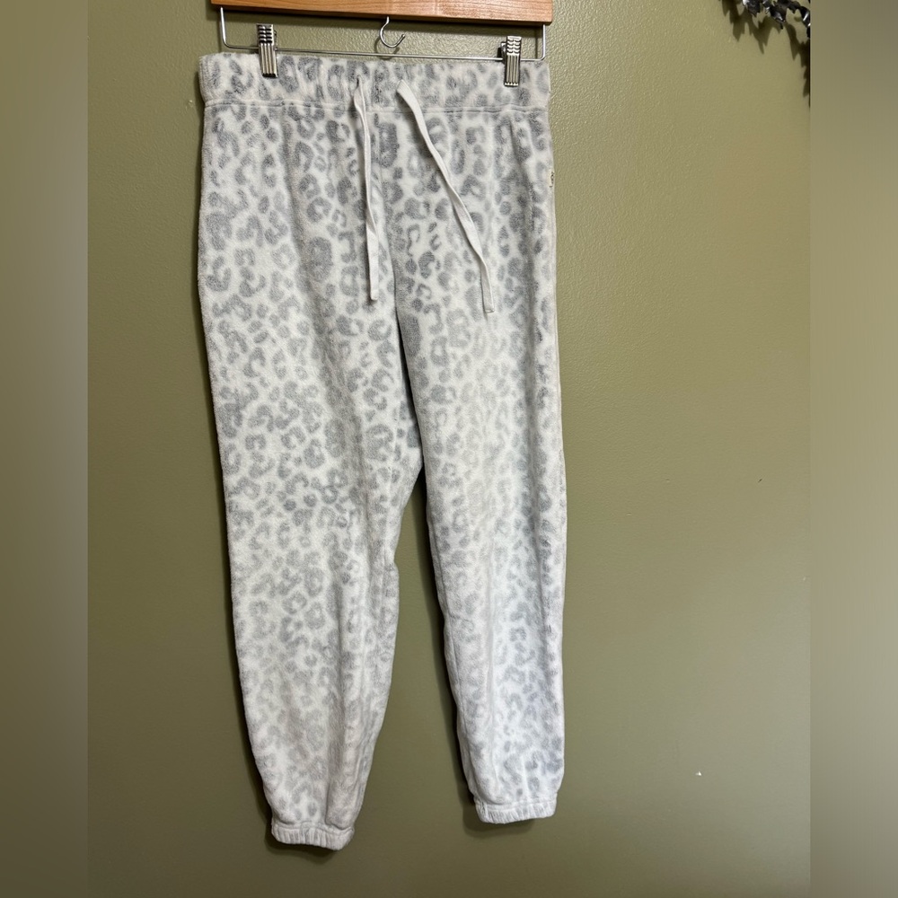 UGGโ Betsey Fleece Jogger, Size S